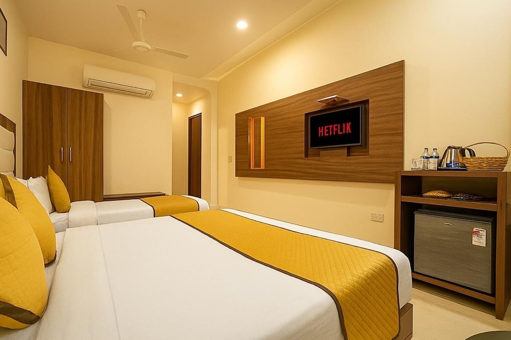 Premium Room, City View