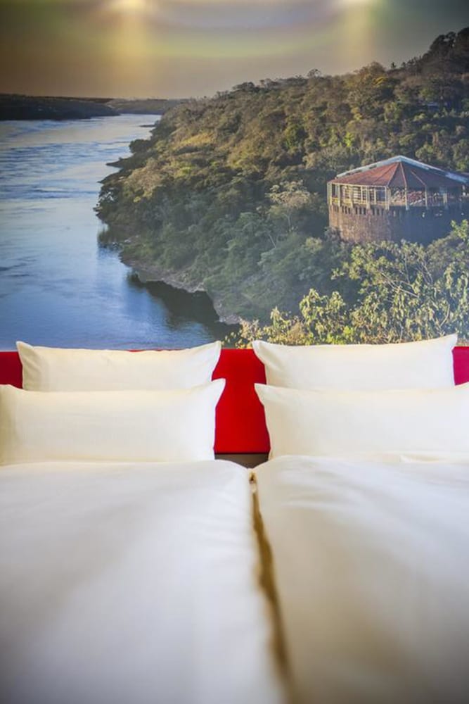 Standard Room, 1 Queen Bed