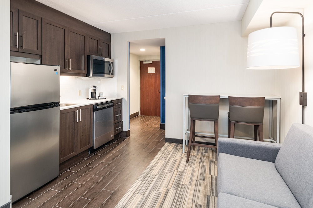 Suite, Multiple Beds - Photo 1