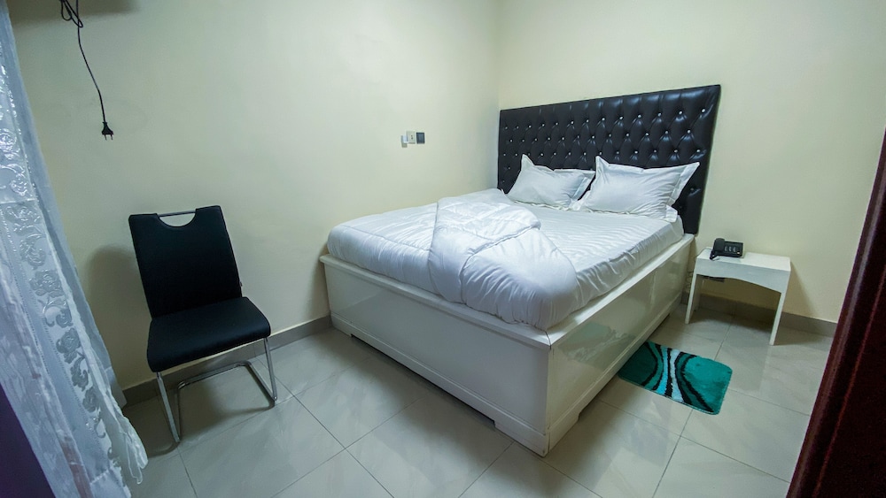 Basic Room photo 2