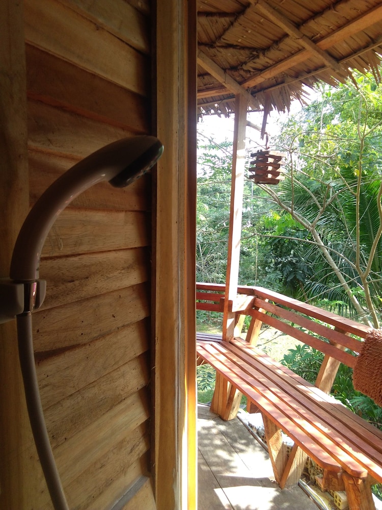 Basic House photo 3