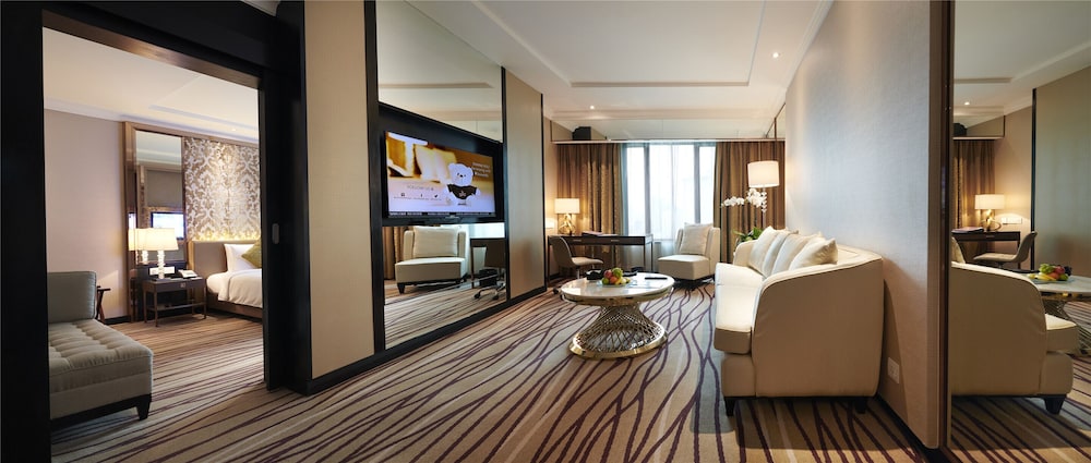 Executive Suite photo 3