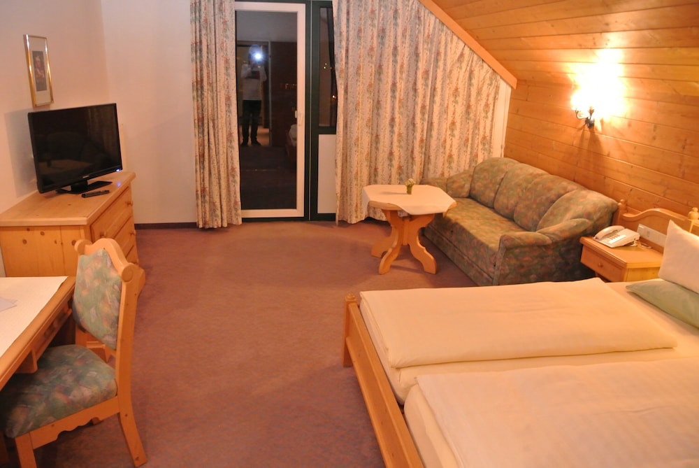 Standard Quadruple Room photo 3