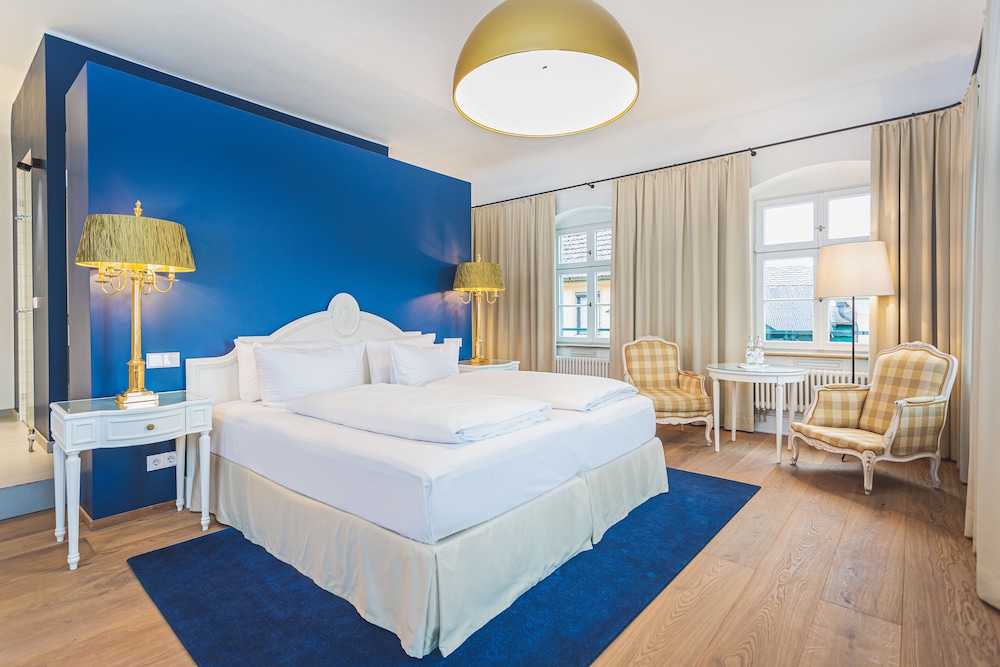 Double Room, Street View (Fuerstenzimmer)