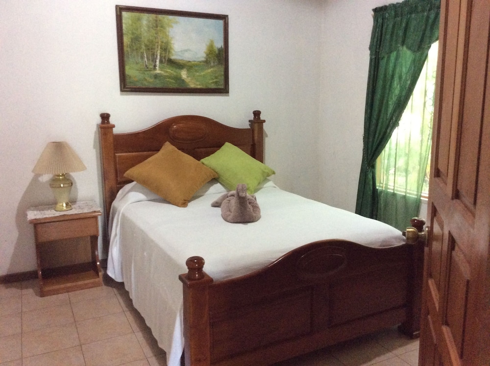 Standard Room photo 2