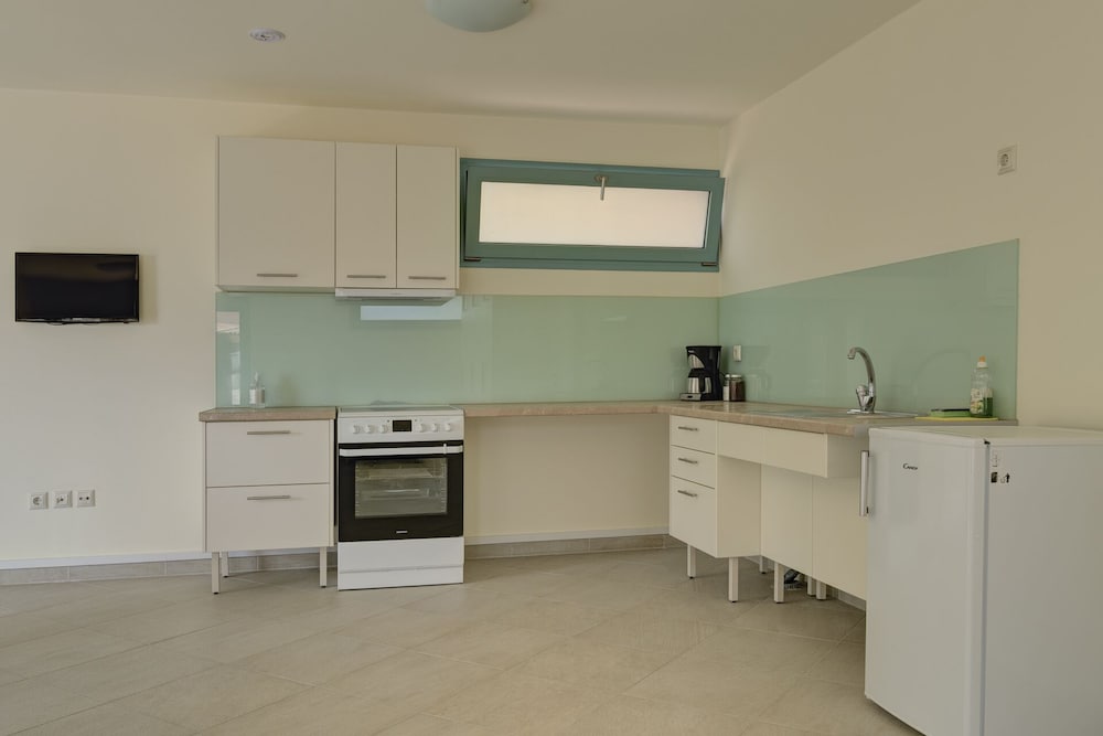 Ouzo Panoramic Houses 2, with private pool, Foto 28