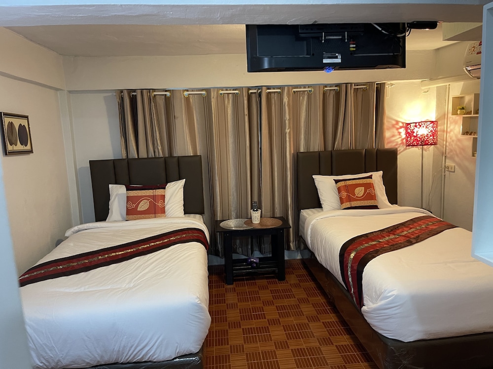 Deluxe Twin Room photo 1
