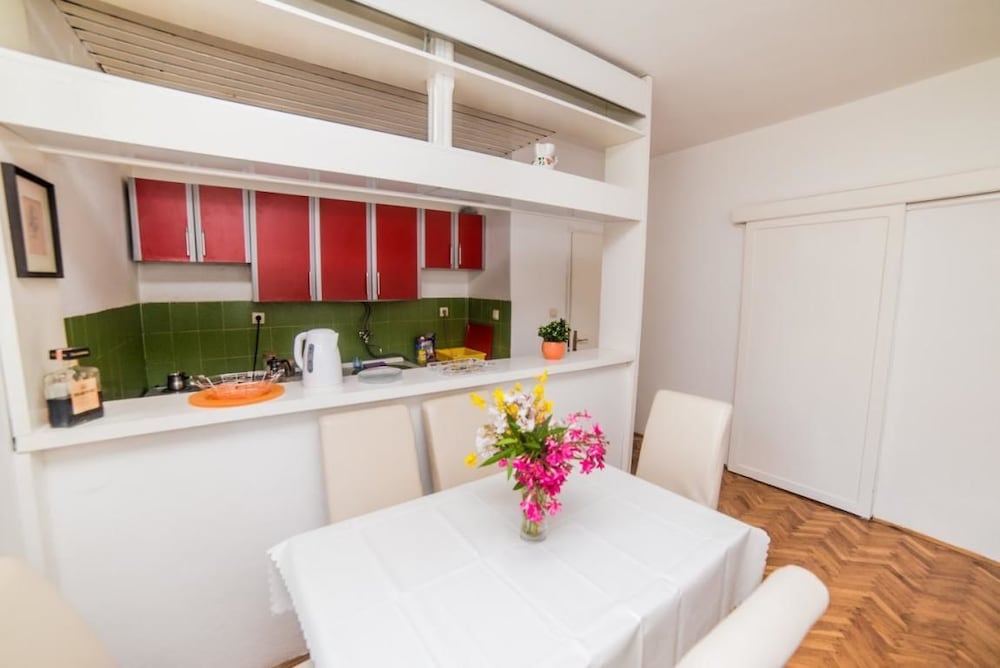 Apartment, 2 Bedrooms, Sea View photo 3