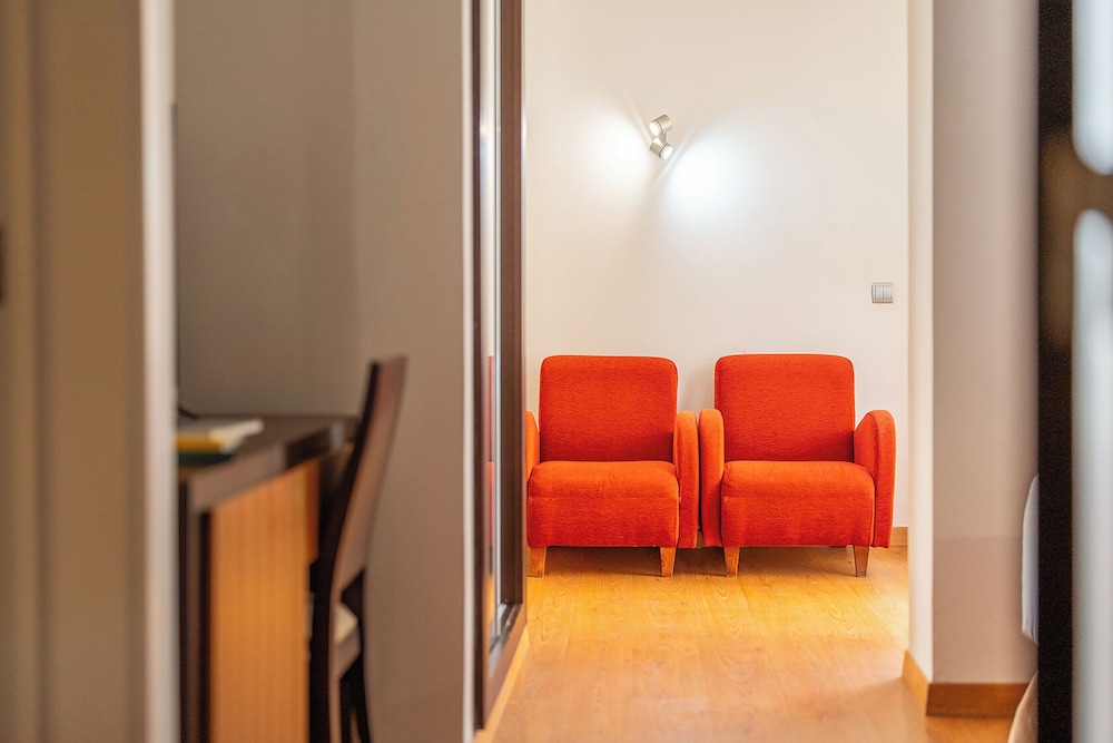 Superior Triple Room, Garden View - Photo 4