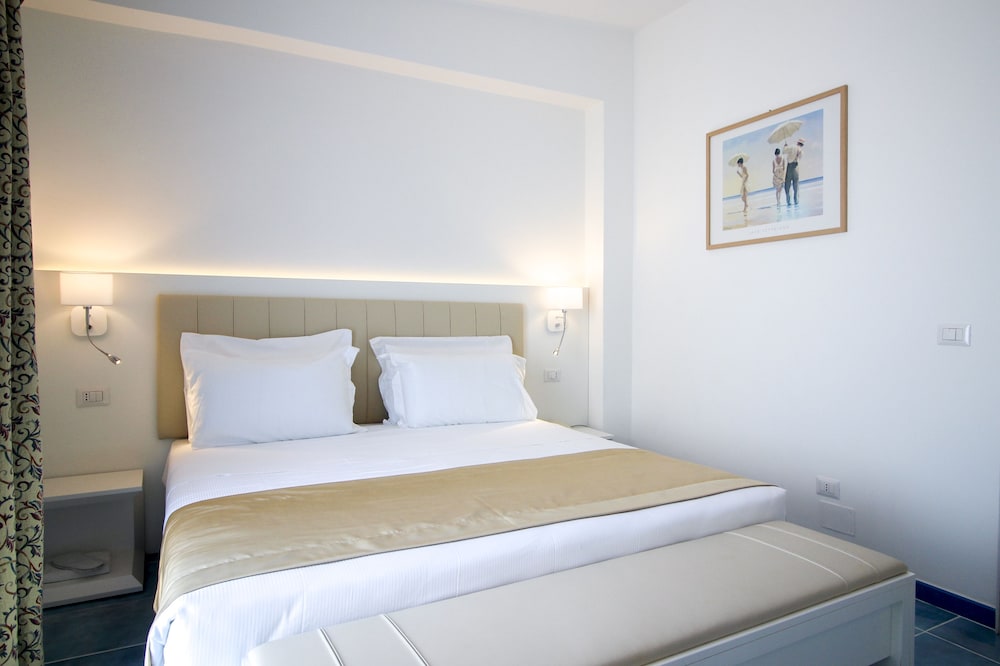 Junior Suite, Sea View photo 1