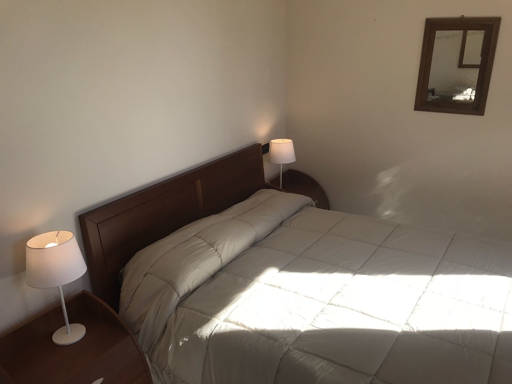 Standard Double Room, Private Bathroom, Hill View