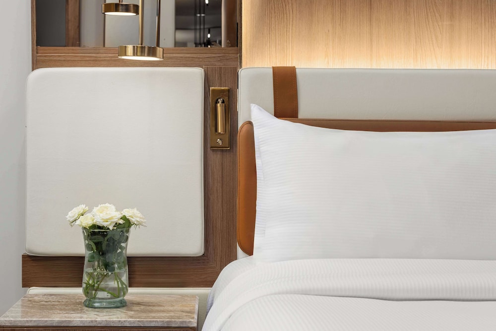 Premium Executive Suite