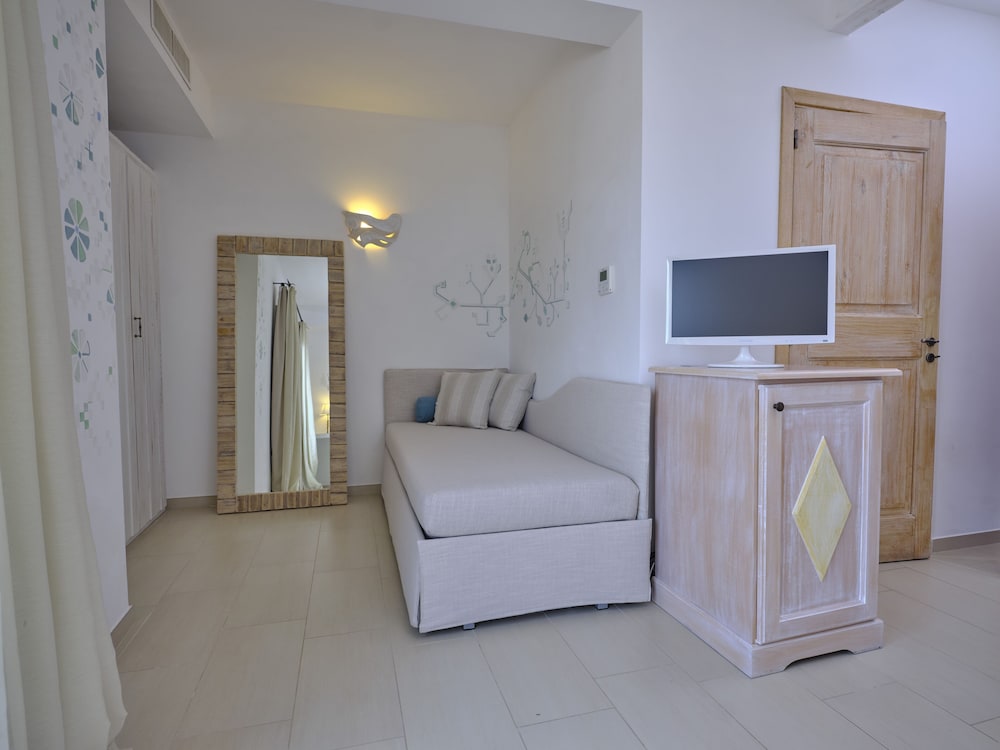 Junior Suite, Balcony, Sea View - Photo 2