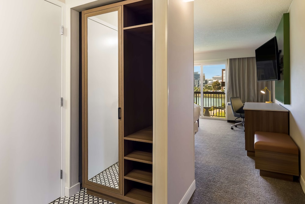 Suite, 1 King Bed with Sofa bed, Accessible - Photo 14