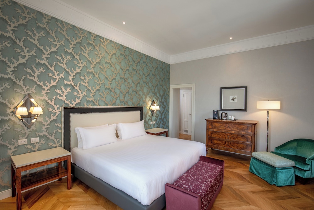 Junior Studio Suite