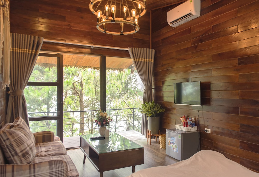 Chalet Swiss,1 Queen Bed photo 3