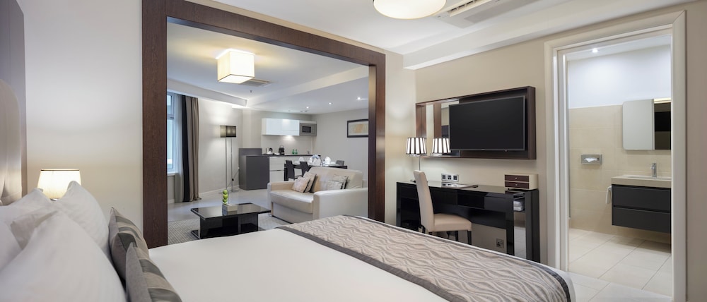 Deluxe Suite, 1 Bedroom photo 2