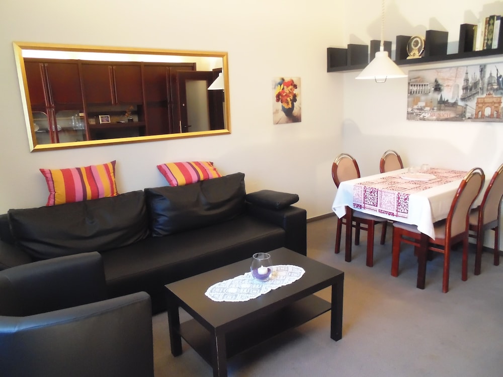 Apartment, Ground Floor photo 3