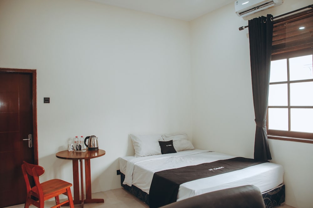 Suite, 1 Queen Bed photo 2