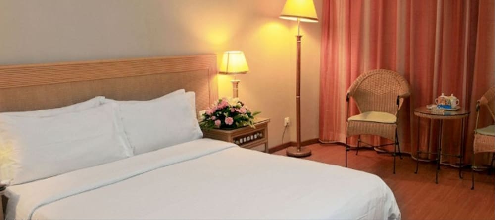 Business Room, 2 Single Beds(with computer) photo 2