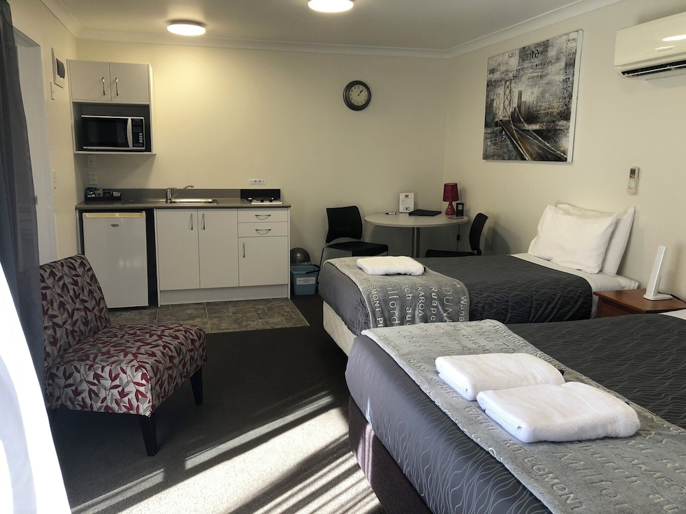 Studio, Multiple Beds