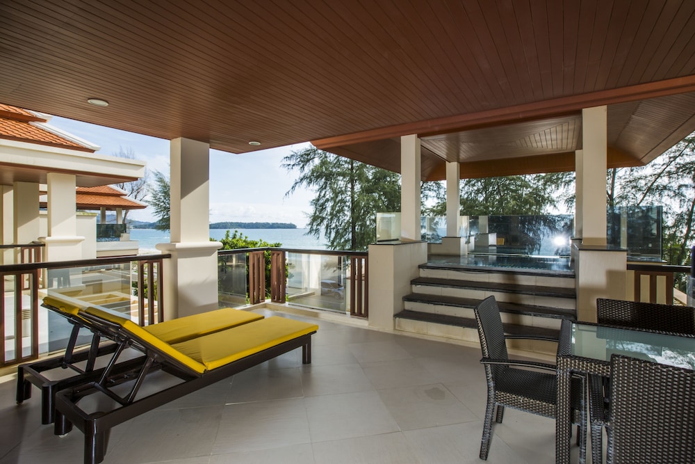 Royal Penthouse, 3 Bedrooms, Jetted Tub, Sea View - Photo 7