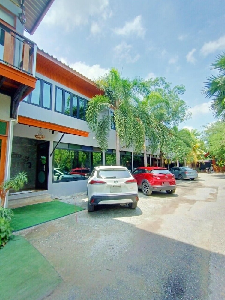 Economy Quadruple Room, Non Smoking, Garden Area