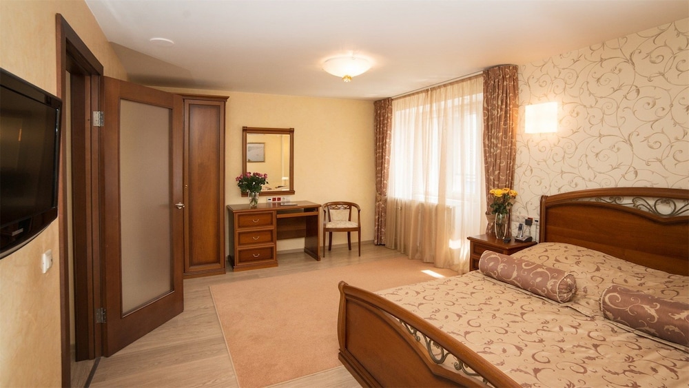 Suite Single photo 1