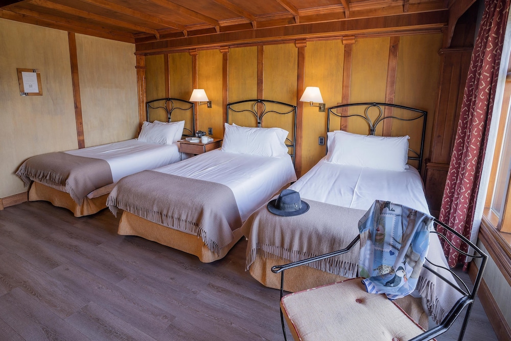 Superior Triple Room, Canal View photo 1
