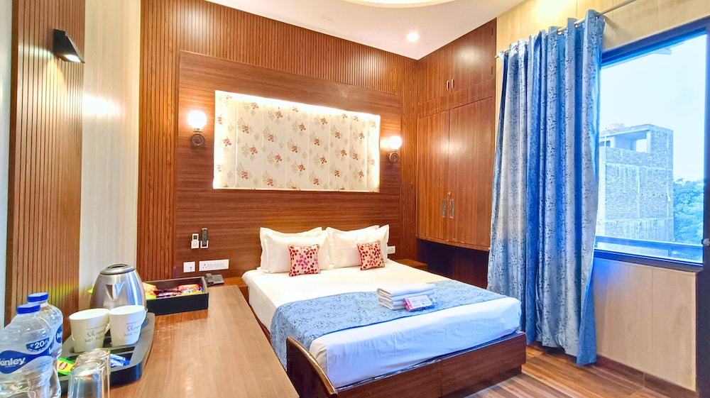 Premium Room, Balcony - Photo 2