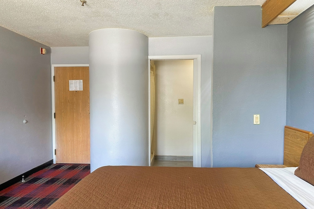 Classic Inn By Townhouse American Way Memphis I 240, Billede 9