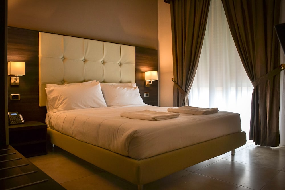 Deluxe Double Room, Balcony photo 1