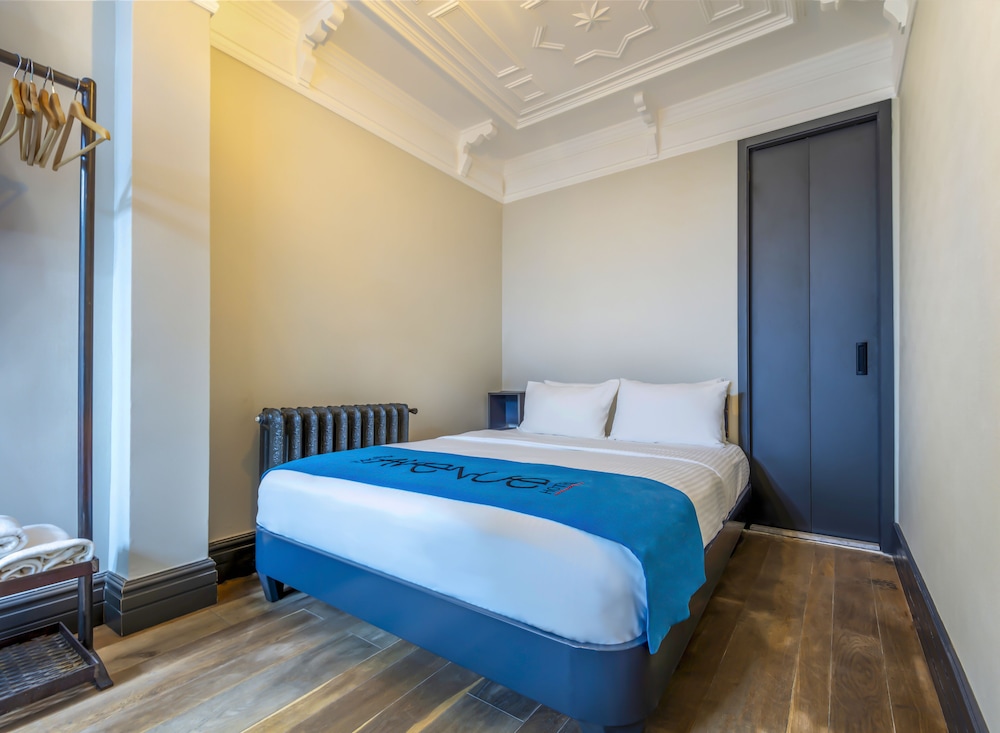 Basic Double Room photo 1