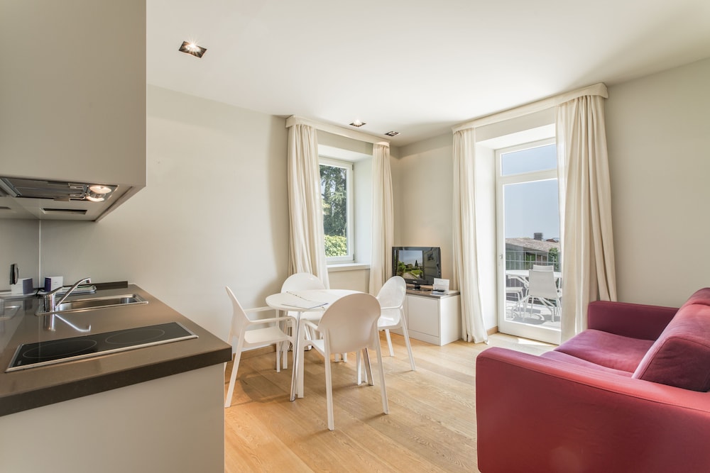 Family Apartment, Annex Building - Photo 4