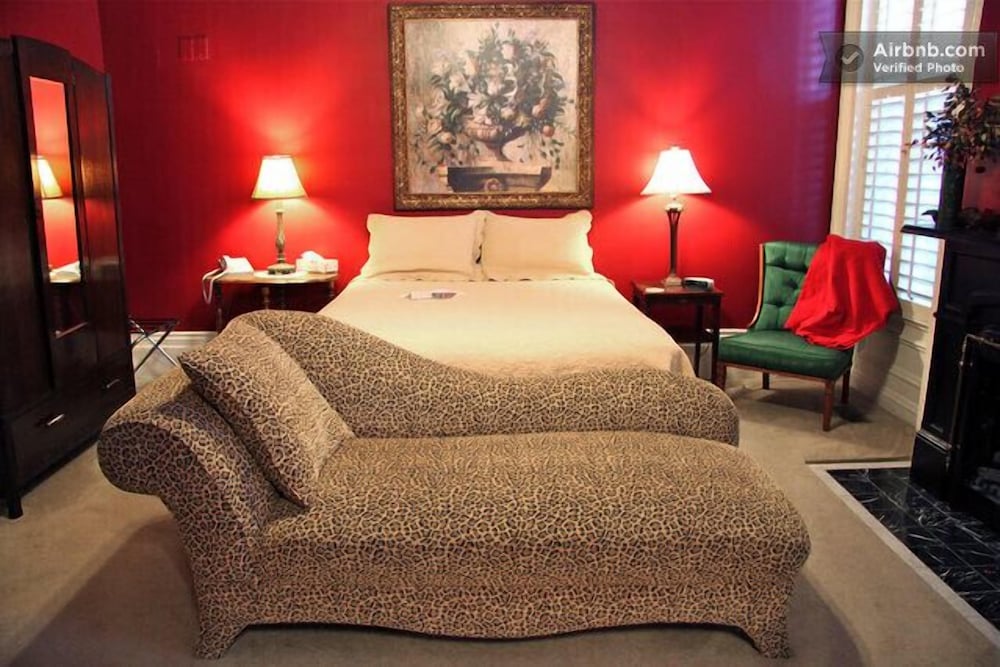 Room, 1 Queen Bed, Fireplace photo 1