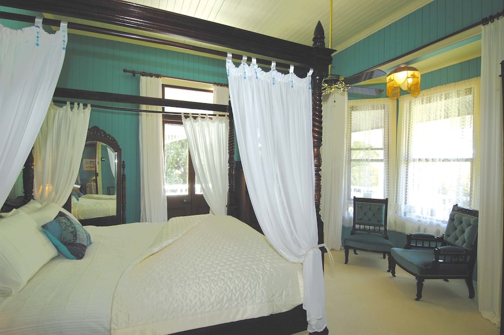 Standard Suite, 1 Bedroom, Balcony (1 Night + Dinner) photo 1