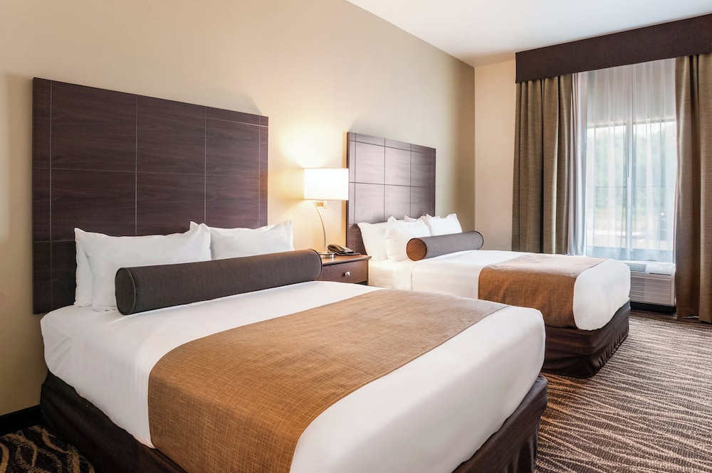 Room, Two Queen Beds, Audible/Visual Alert, Non Smoking - Photo 1