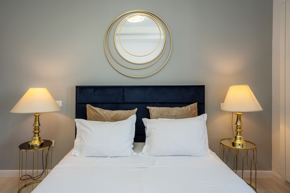 Panoramic Suite, City View