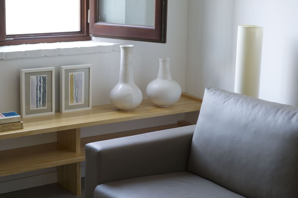 Standard Apartment, 1 Bedroom, Ground Floor photo 2