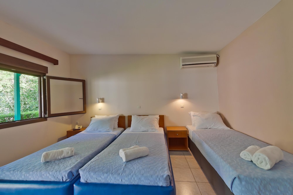 Standard Triple Room photo 1