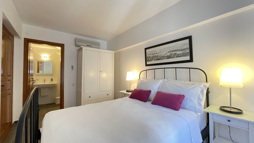 Comfort Room photo 3