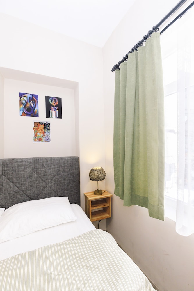 Comfort Room photo 3