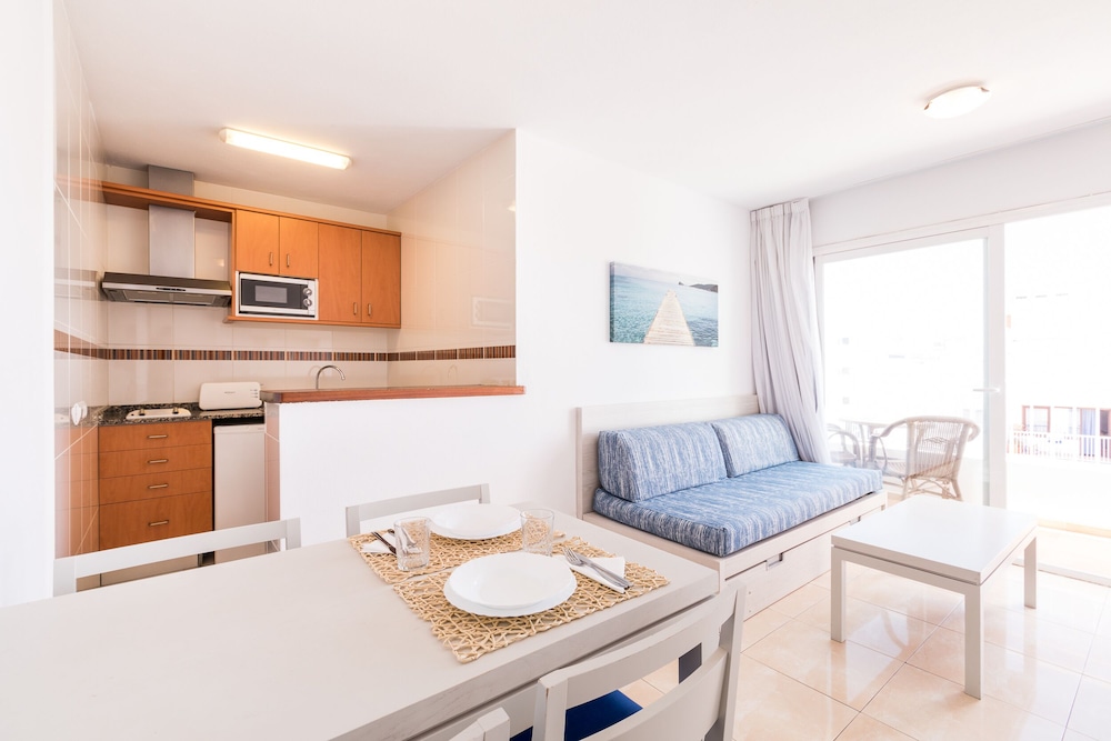 Apartamento, 1 Dormitorio, Balcón