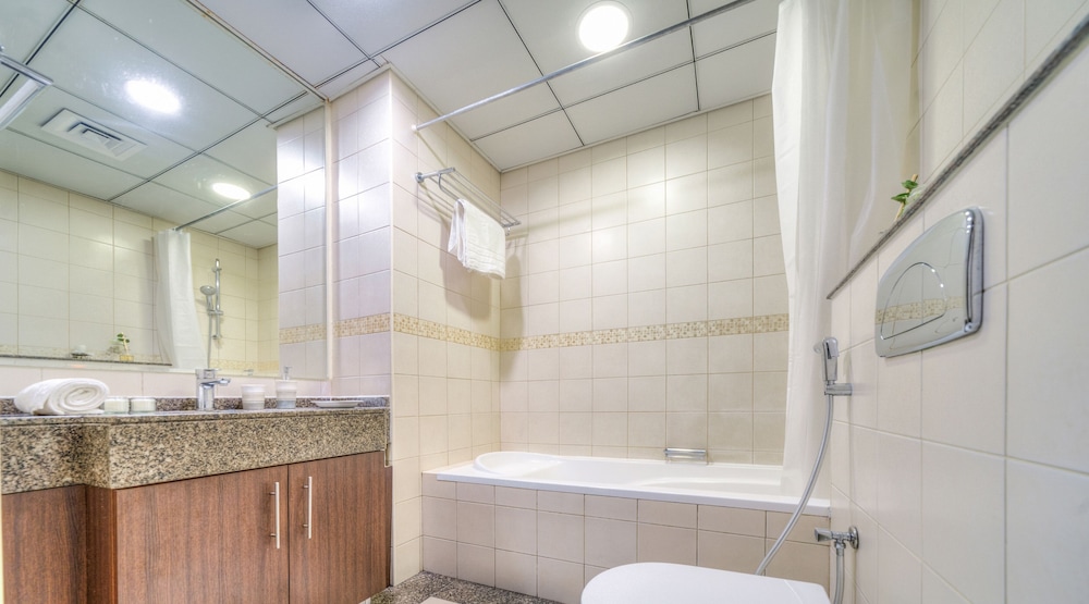 Luxury Apartment photo 2
