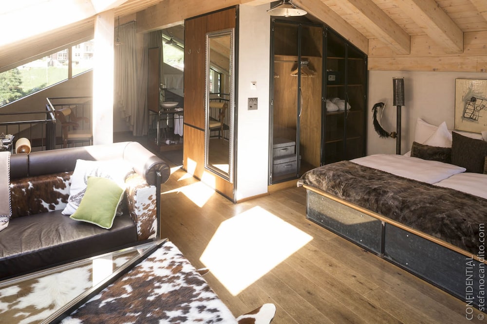 Dom Roof Suite, Balcony (Matterhorn view)