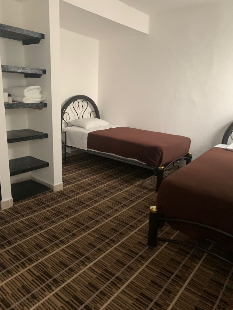 Basic Twin Room, 2 Twin Beds