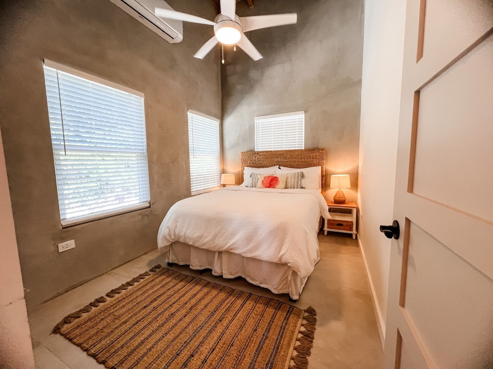 House, 3 Bedrooms photo 1