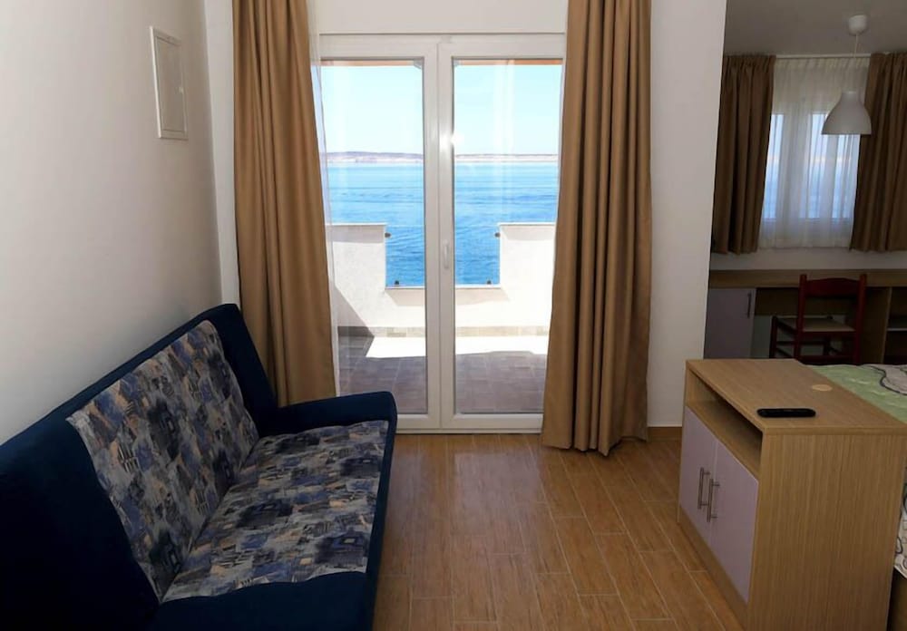 Family Room, 2 Bedrooms, Balcony, Sea View photo 3