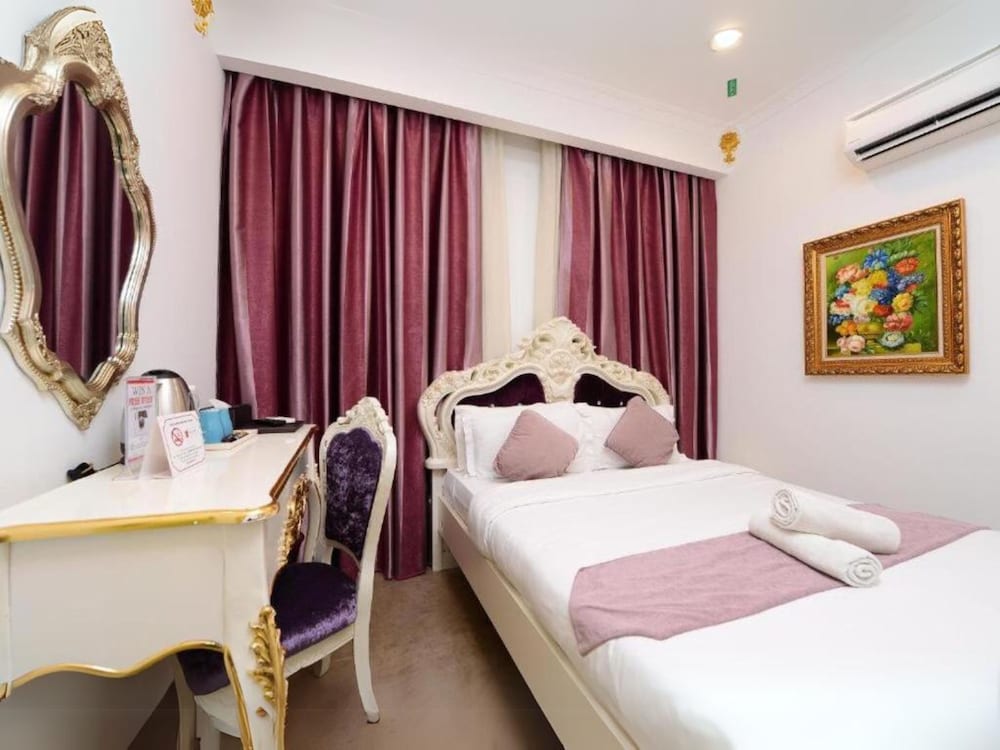 Deluxe Room - Photo 3