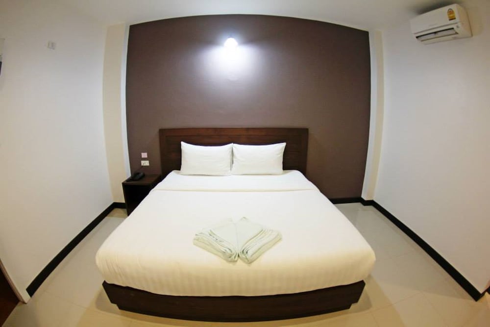 Deluxe Double Room photo 2